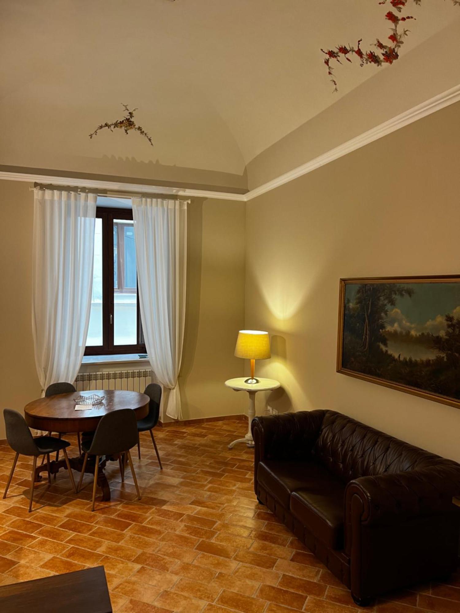 Dimora Largo Silvestro Dell'Aquila- Centro Storico Villa Екстериор снимка
